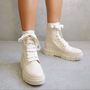 ALOHAS Can Can Boot in Beige